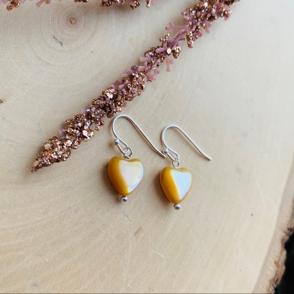 Mother Of Pearl Sterling Silver Heart Earrings - Picture 5 of 8